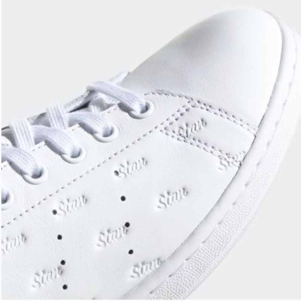 Adidas Unisex Tennis Shoes Turning heads since 1970s - Picture 11 of 14